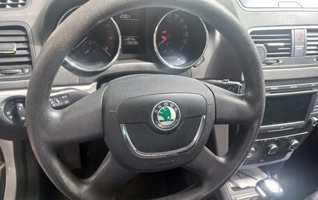 Skoda Yeti I рестайлинг, 2011 год, 600 000 рублей, 25 фотография