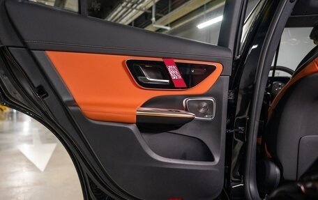 Mercedes-Benz GLC, 2025 год, 9 950 000 рублей, 26 фотография