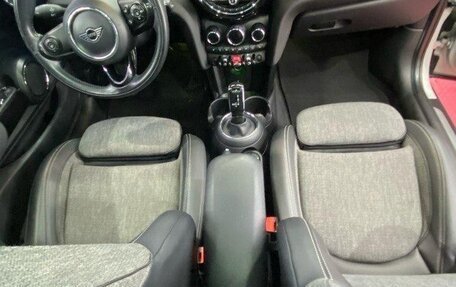 MINI Hatch, 2019 год, 2 500 000 рублей, 5 фотография