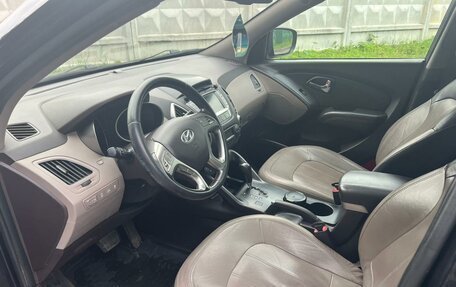 Hyundai ix35 I рестайлинг, 2010 год, 1 100 000 рублей, 10 фотография