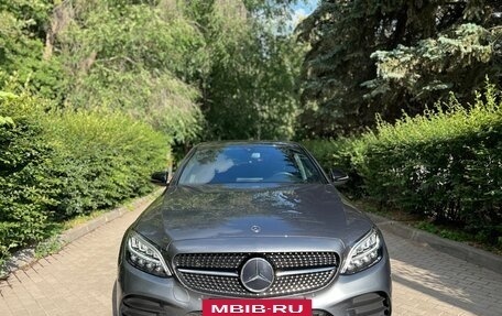 Mercedes-Benz C-Класс, 2019 год, 3 650 000 рублей, 2 фотография
