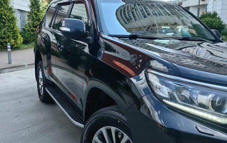 Toyota Land Cruiser Prado 150 рестайлинг 2, 2017 год, 4 900 000 рублей, 9 фотография