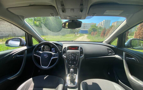 Opel Astra J, 2011 год, 720 000 рублей, 4 фотография