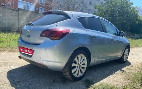 Opel Astra J, 2011 год, 720 000 рублей, 16 фотография