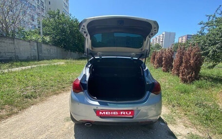 Opel Astra J, 2011 год, 720 000 рублей, 10 фотография