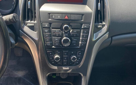 Opel Astra J, 2011 год, 720 000 рублей, 17 фотография