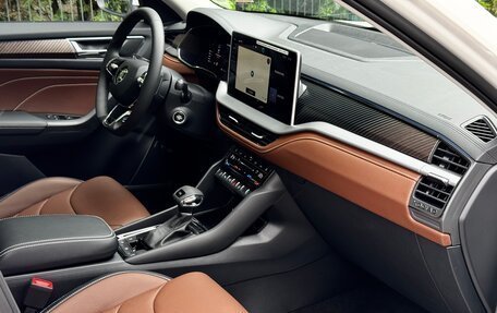 Skoda Kodiaq I, 2024 год, 4 080 000 рублей, 13 фотография