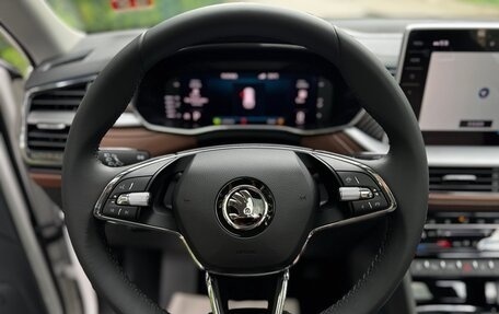 Skoda Kodiaq I, 2024 год, 4 080 000 рублей, 20 фотография