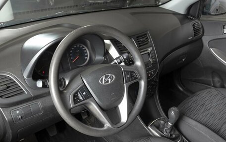 Hyundai Solaris II рестайлинг, 2016 год, 1 099 476 рублей, 3 фотография