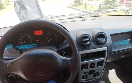 Renault Logan I, 2006 год, 105 000 рублей, 5 фотография