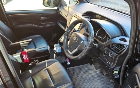 Toyota Esquire I, 2016 год, 2 150 000 рублей, 11 фотография