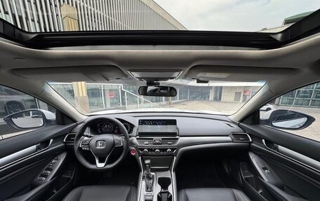 Honda Accord IX рестайлинг, 2021 год, 2 000 000 рублей, 6 фотография