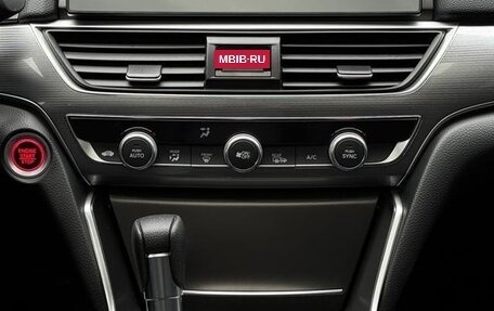 Honda Accord IX рестайлинг, 2021 год, 2 000 000 рублей, 8 фотография