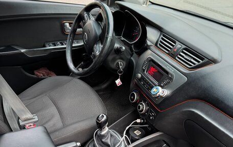 KIA Rio III рестайлинг, 2014 год, 550 000 рублей, 2 фотография