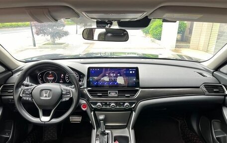 Honda Accord IX рестайлинг, 2021 год, 2 200 000 рублей, 6 фотография