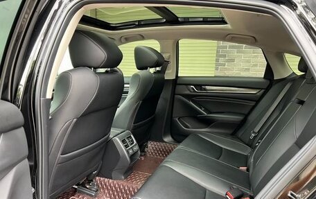 Honda Accord IX рестайлинг, 2021 год, 2 200 000 рублей, 8 фотография