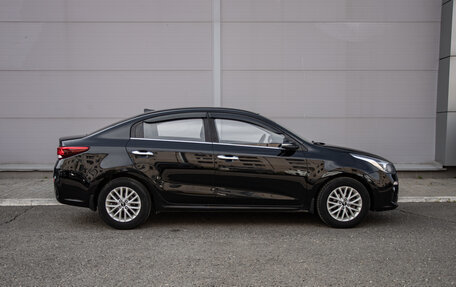 KIA Rio IV, 2017 год, 1 350 000 рублей, 6 фотография