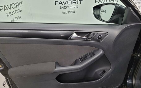 Volkswagen Jetta VI, 2011 год, 789 000 рублей, 8 фотография