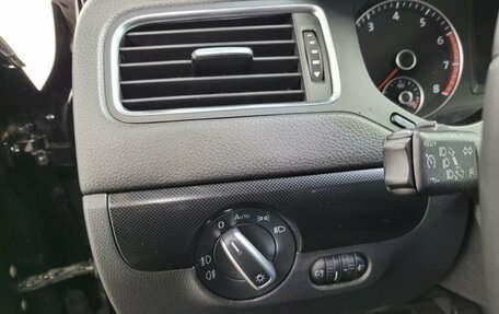 Volkswagen Jetta VI, 2011 год, 789 000 рублей, 9 фотография
