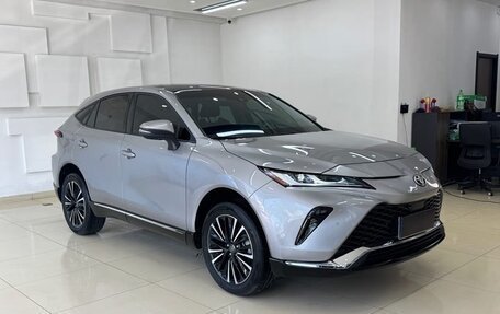 Toyota Venza, 2022 год, 3 250 000 рублей, 3 фотография