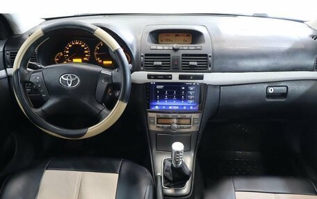Toyota Avensis III рестайлинг, 2003 год, 472 000 рублей, 9 фотография