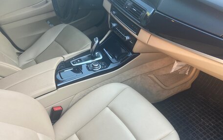 BMW 5 серия, 2011 год, 1 650 000 рублей, 7 фотография