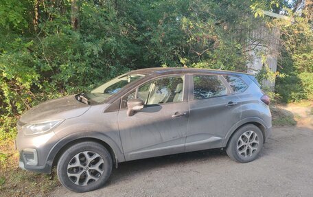Renault Kaptur I рестайлинг, 2016 год, 1 409 000 рублей, 1 фотография