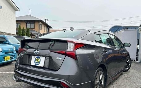Toyota Prius IV XW50, 2022 год, 1 580 027 рублей, 5 фотография