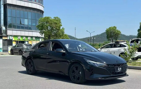 Hyundai Elantra, 2021 год, 1 230 000 рублей, 2 фотография