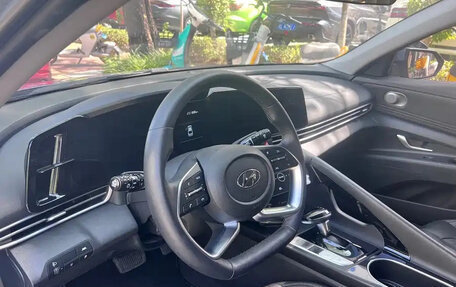 Hyundai Elantra, 2021 год, 1 220 000 рублей, 5 фотография