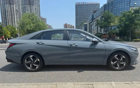 Hyundai Elantra, 2021 год, 1 210 000 рублей, 4 фотография