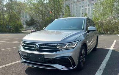 Volkswagen Tiguan II, 2021 год, 3 480 000 рублей, 1 фотография