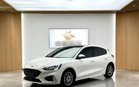 Ford Focus IV, 2022 год, 1 379 000 рублей, 1 фотография