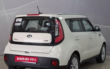 KIA Soul II рестайлинг, 2017 год, 1 399 000 рублей, 5 фотография