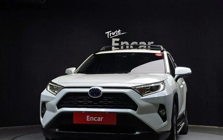 Toyota RAV4, 2021 год, 3 196 743 рублей, 3 фотография