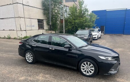 Toyota Camry, 2020 год, 2 450 000 рублей, 4 фотография
