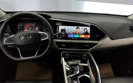 Geely Tugella FY11, 2021 год, 1 720 000 рублей, 7 фотография