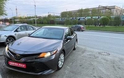 Toyota Camry, 2018 год, 2 960 000 рублей, 1 фотография