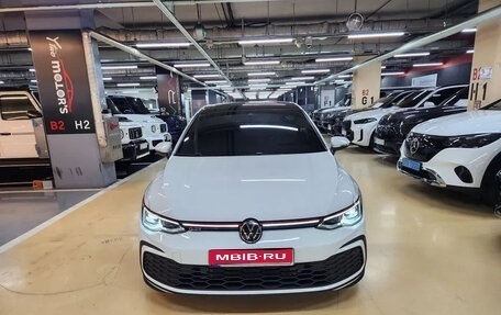 Volkswagen Golf GTI, 2022 год, 3 200 222 рублей, 1 фотография