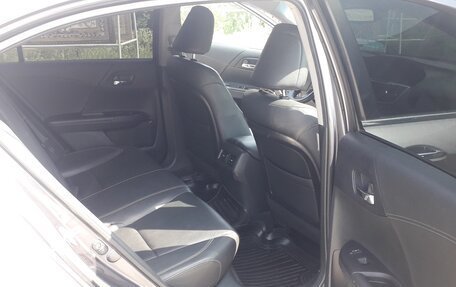 Honda Accord IX рестайлинг, 2013 год, 1 900 000 рублей, 9 фотография