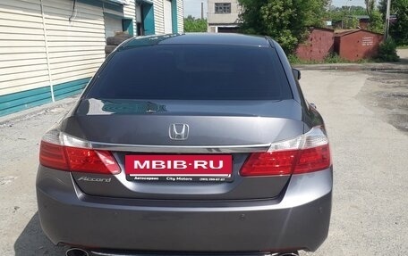 Honda Accord IX рестайлинг, 2013 год, 1 900 000 рублей, 4 фотография