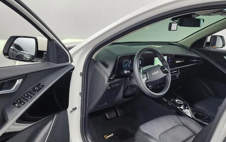 KIA Niro, 2022 год, 2 450 000 рублей, 6 фотография