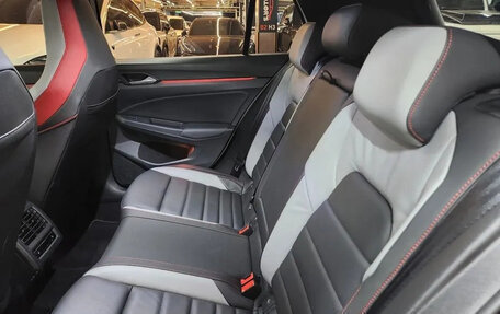 Volkswagen Golf GTI, 2022 год, 3 200 222 рублей, 18 фотография