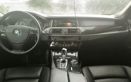 BMW 5 серия, 2012 год, 1 800 000 рублей, 15 фотография