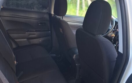 Mitsubishi ASX I рестайлинг, 2010 год, 900 000 рублей, 16 фотография