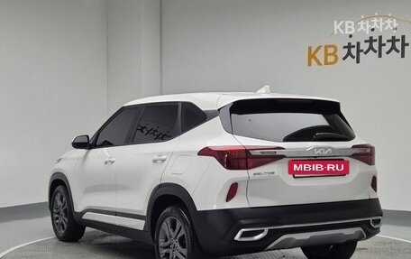 KIA Seltos I, 2022 год, 1 652 010 рублей, 2 фотография