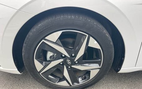 Hyundai Elantra, 2022 год, 1 510 000 рублей, 8 фотография