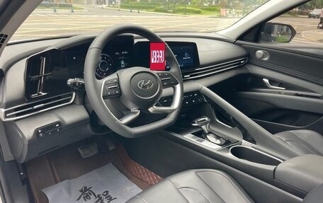 Hyundai Elantra, 2022 год, 1 510 000 рублей, 12 фотография