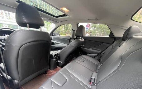 Hyundai Elantra, 2022 год, 1 510 000 рублей, 18 фотография