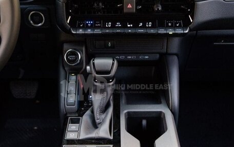 Toyota Land Cruiser Prado, 2025 год, 6 880 887 рублей, 10 фотография